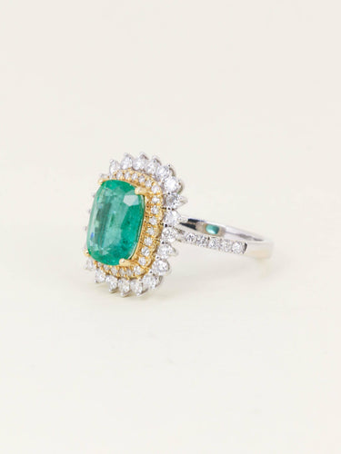 Bague 53 Bague or blanc émeraude 2,17 carats entourage diamants 58 Facettes 1214.3