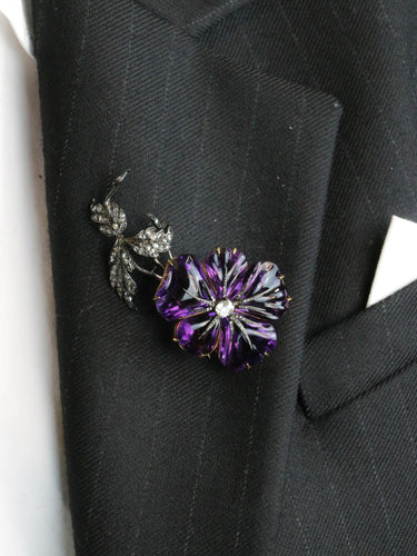 Broche Broche trembleuse or argent améthyste diamants taille rose 58 Facettes 1170.3
