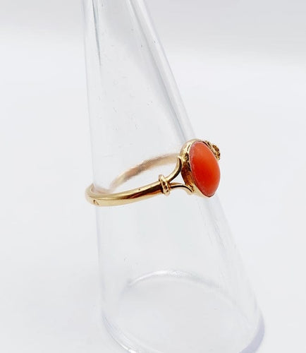 Bague 52 Bague Art déco en or 18k au cabochon de corail 58 Facettes A06719
