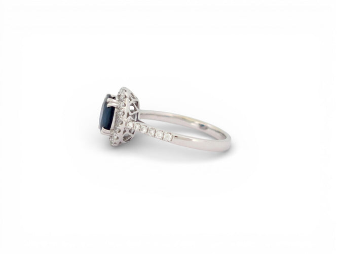 Bague 53 bague sertie saphir 1.33 ct & diamants 0.58 ct 53 en or blanc 3.15 gr 58 Facettes 273386