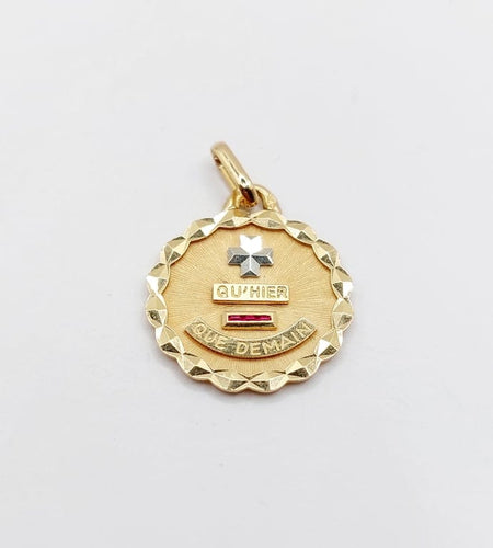 Pendentif Augis - Pendentif médaille d’amour en or rose 18k et rubis 58 Facettes A06726