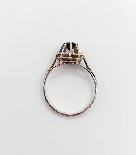 Bague 51 Bague solitaire Art déco en or blanc 18k et saphir 58 Facettes A01186