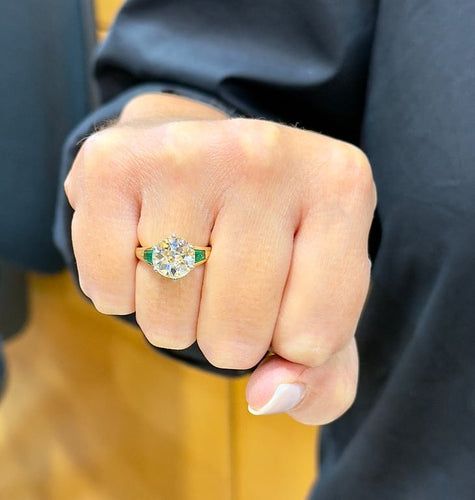 Bague 52 Solitaire - Bague en or jaune 18 carats et platine, diamant 3,85 carats et émeraudes 58 Facettes sku