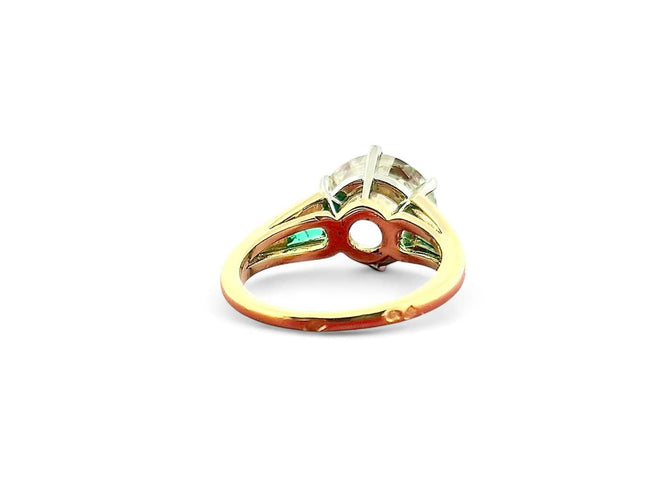 Bague 52 Solitaire - Bague en or jaune 18 carats et platine, diamant 3,85 carats et émeraudes 58 Facettes sku