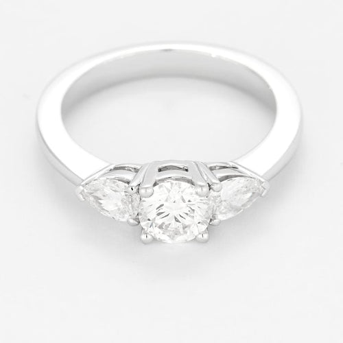 Bague 54 Bague solitaire en or blanc et diamant 58 Facettes B260080