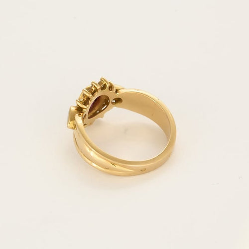 Bague 55 Bague en or jaune, diamants, rubis 58 Facettes B260114