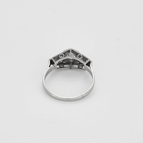 Bague 52.5 Bague Art déco en platine 950 et diamants 58 Facettes B260011