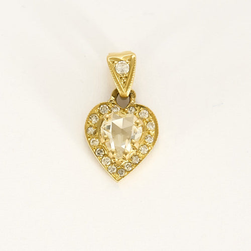 Pendentif Pendentif en or jaune et diamants 58 Facettes B260090