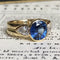 Bague 55 Bague en or jaune 18K sertie d’un saphir non chauffé et diamants 58 Facettes 237