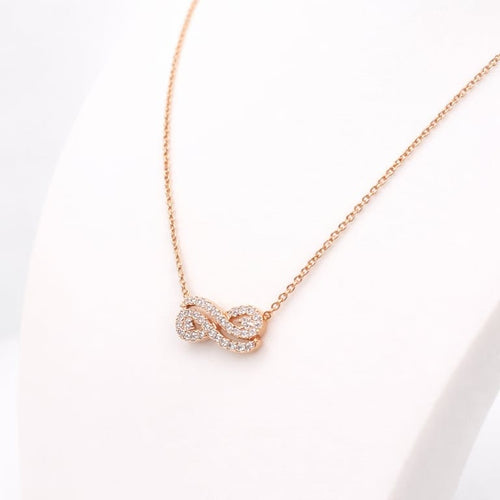 Collier Guérin - Collier en or rose 18 carats et diamants 58 Facettes Collier signé Guérin en or rose 18 et diamants