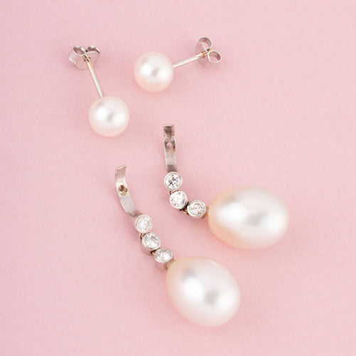 Boucles d'oreilles Leysen Frères - Boucles d’oreilles transformables en or blanc 18K, perles et diamants 58 Facettes 238