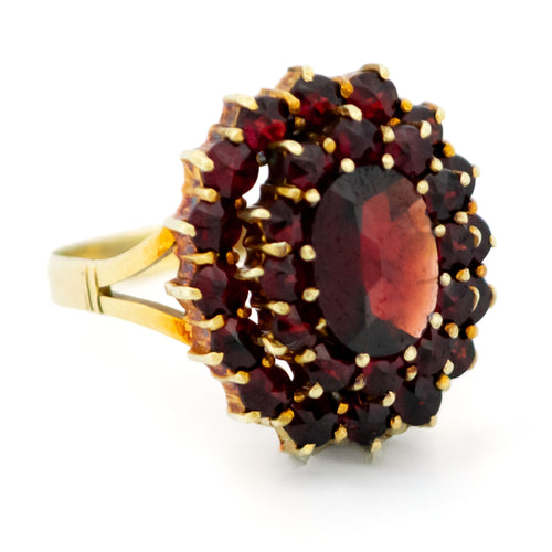 Bague 51 Bague cluster grenats en or jaune 14k 58 Facettes 9F3D09E8441348AFA1E8F14ECBA00496