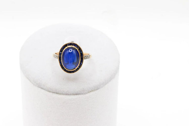Bague 53 Bague cabochon en or jaune 750 et platine, saphir et diamants 58 Facettes 250101