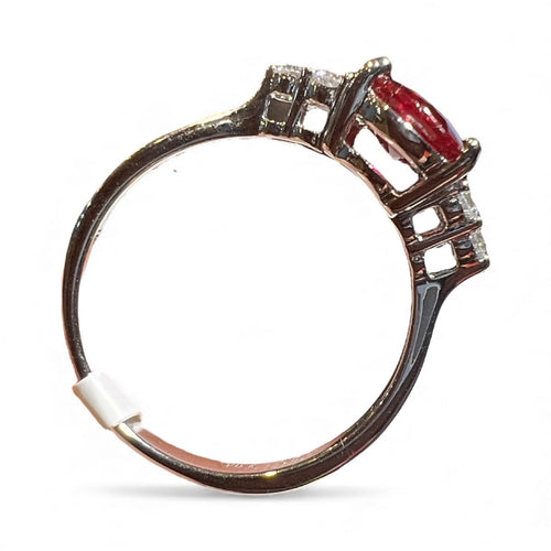 Bague 54 Bague en or blanc 18 carats avec rubis 2,04 ct et diamants 58 Facettes 8021 A