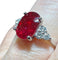 Bague 54 Bague en or blanc 18 carats avec rubis 2,04 ct et diamants 58 Facettes 8021 A