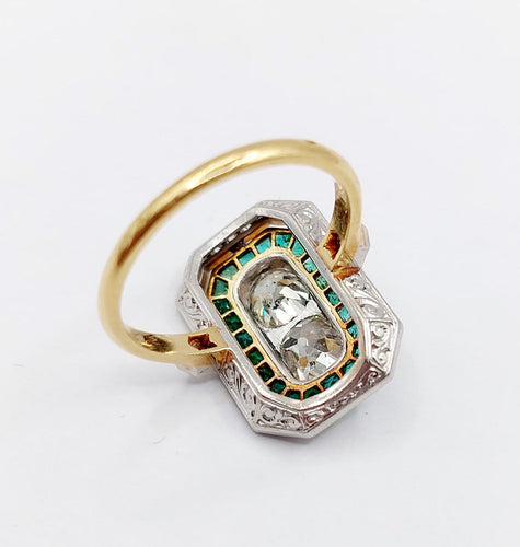 Bague 49.5 Bague marquise Art déco en or 18k et platine, diamants et émeraudes 58 Facettes A06751