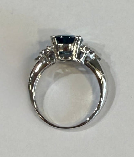 Bague 56 Solitaire - Bague en or blanc avec zircon bleu et diamants 58 Facettes 417 50334