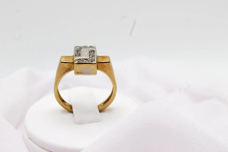 Bague 56 Bague rectangulaire pavée de diamants en or jaune et or blanc 58 Facettes 240043
