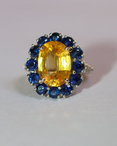 Bague 52 Bague marguerite saphir jaune en or blanc 18 carats 58 Facettes 609