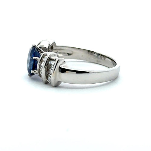 Bague 57 Bague en or blanc 18 carats, saphir bleu et diamants baguette 58 Facettes 50434