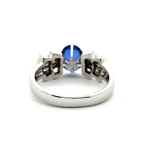 Bague 57 Bague en or blanc 18 carats, saphir bleu et diamants baguette 58 Facettes 50434