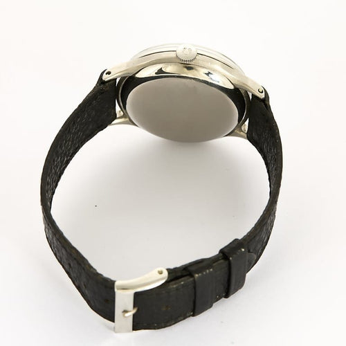 Montre Omega - Montre en acier réf. 2324/10 cadran blanc chiffres arabes 58 Facettes A0932