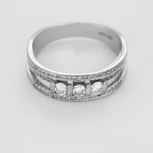 Bague 53 Bague Trilogie en or blanc et diamants 58 Facettes B260017