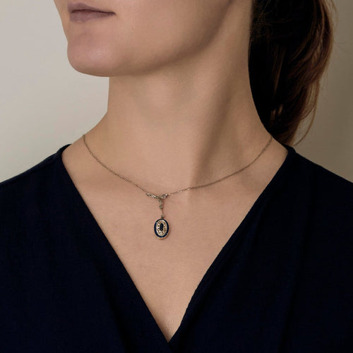 Collier Ravissant collier de style Art Deco en or blanc et saphir de synthèse 58 Facettes B260111