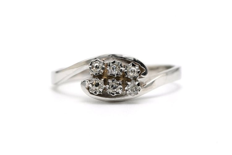Bague 55 Bague années 70 en or blanc 18 carats sertie de diamants 58 Facettes 23337