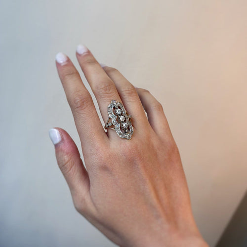 Bague 58 Bague marquise en or jaune, platine et diamants 58 Facettes 260015SP