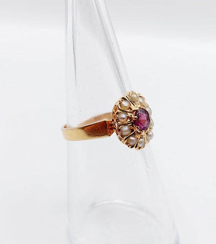 Bague 50 Bague marguerite ancienne en or rose 18k, pierre violette et perles 58 Facettes A06752
