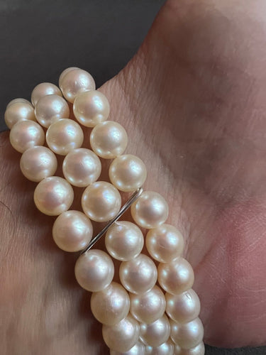 Bracelet Bracelet 3 rangs de perles de culture Akoya, fermoir en or 18K, 19 cm 58 Facettes 933