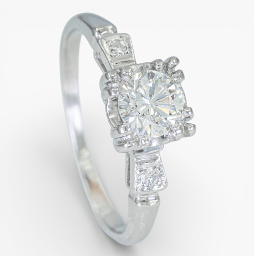Bague 53 Bague entourage vintage en or blanc 14 ct et diamants 0,58 ct HRD 58 Facettes J250000016695