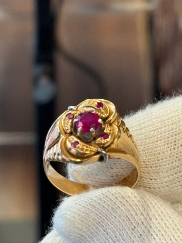Bague 56.5 Bague en or 18k sertie de rubis, 6,09 g, T56,5 58 Facettes Bague rubis
