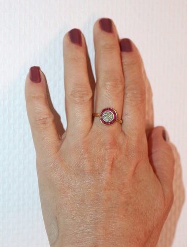 Bague 57.5 Art Déco - Bague ronde en or jaune, rubis et diamants 58 Facettes 539
