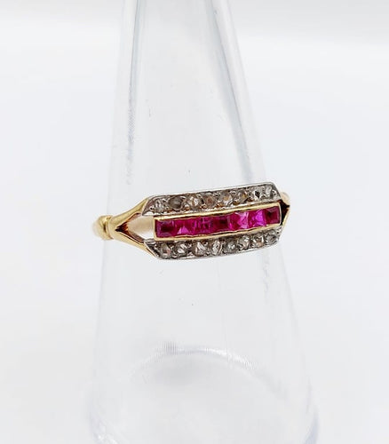Bague 55 Bague Art déco en or 18k, rubis synthétiques et diamants taille rose 58 Facettes A06770