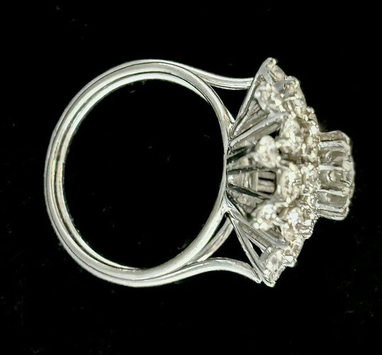 Bague 59 Bague en or blanc 18 carats sertie de diamants 1,20 ct 58 Facettes Bague 56