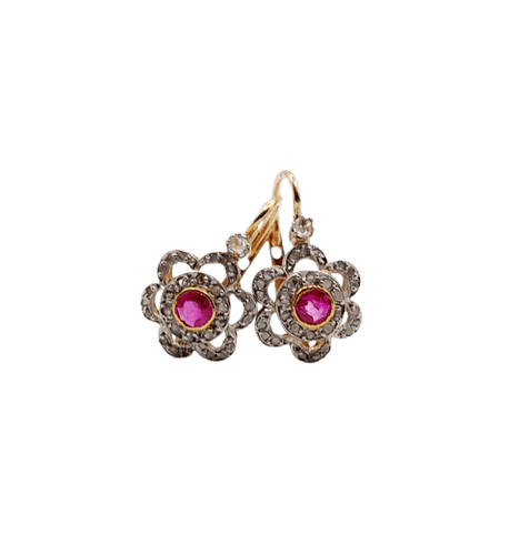 Boucles d'oreilles Dormeuses marguerite antiques en or rose 18k, platine, rubis synthétiques et diamants 58 Facettes A06712