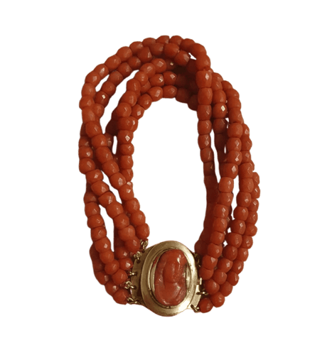 Bracelet Bracelet en or jaune, corail et camée 58 Facettes C 333