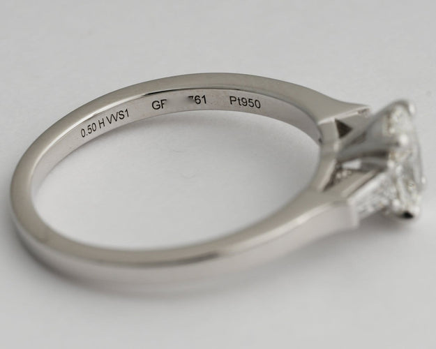 Bague 48.5 Graff Promise - Bague en platine et diamants 58 Facettes Graff Prom oval