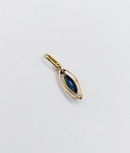 Pendentif Pendentif Art déco en or 18k, verre bleu et diamants taille rose 58 Facettes A06709