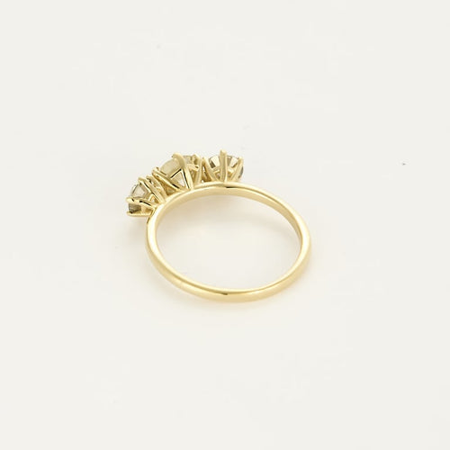 Bague 50.5 Bague jarretière en or jaune et diamants 58 Facettes EDSR-5