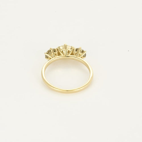 Bague 50.5 Bague jarretière en or jaune et diamants 58 Facettes EDSR-5