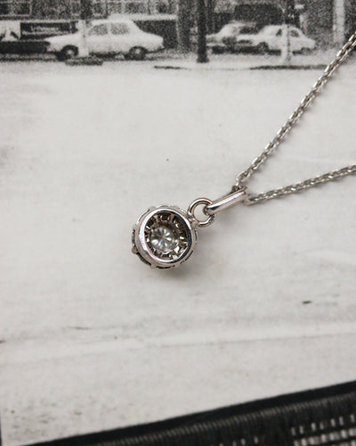 Pendentif Pendentif solitaire - Pendentif en or blanc 750 et diamant 58 Facettes A10544