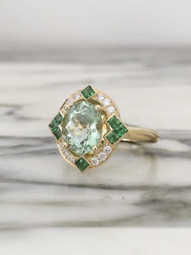Bague 55 Bague en or jaune 18K avec tourmaline, diamants et tsavorites 58 Facettes 241