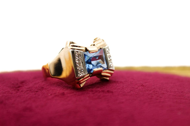 Bague 57 Bague nœud en or bicolore 750 avec topaze synthétique et diamants 58 Facettes 250589