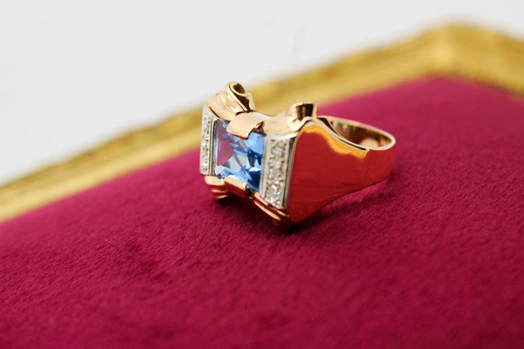 Bague 57 Bague nœud en or bicolore 750 avec topaze synthétique et diamants 58 Facettes 250589