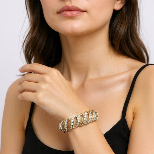 Bracelet Bracelet années 1940-1950 en platine et or avec diamants 58 Facettes 34/26 E