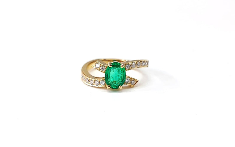 Bague 54 Bague nœud en or jaune émeraude et diamants 58 Facettes BAG-FA-56