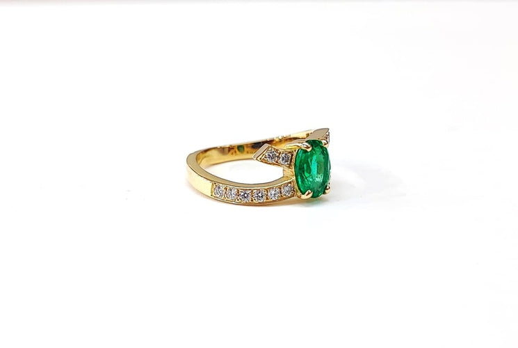Bague 54 Bague nœud en or jaune émeraude et diamants 58 Facettes BAG-FA-56